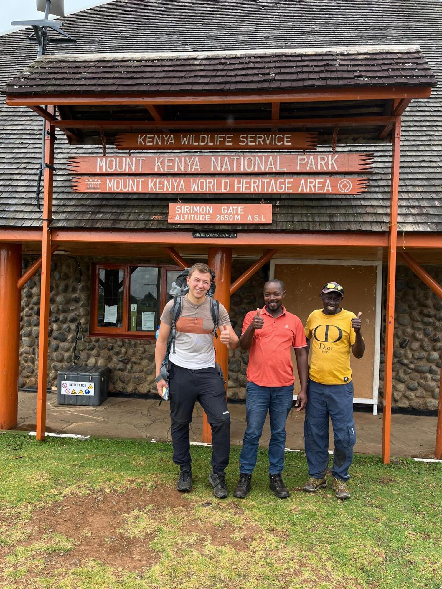 Rafiki House Hotel Nanyuki Buitenkant foto